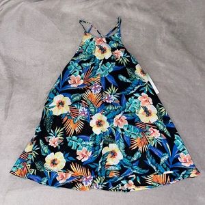 New Decree dressy floral tank lined top size S